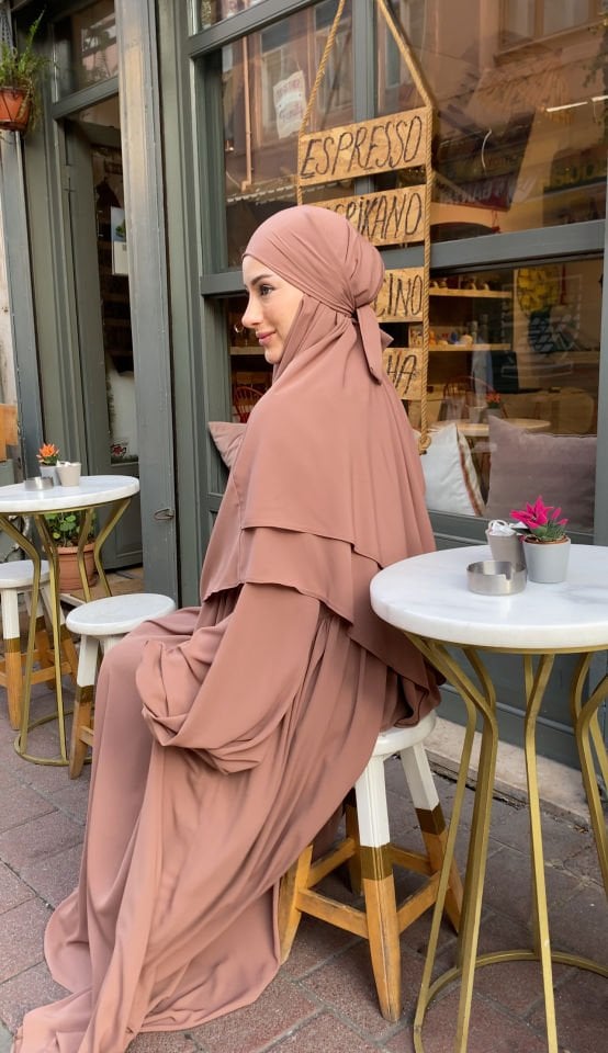 SÜTLÜ KAHVE MAVERA