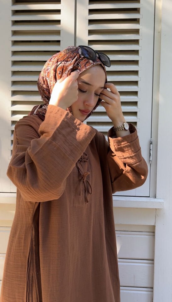 AVİN MÜSLİN ELBİSE KOYU LATTE